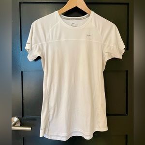 Nike running women’s dri-fit miler t-shirt